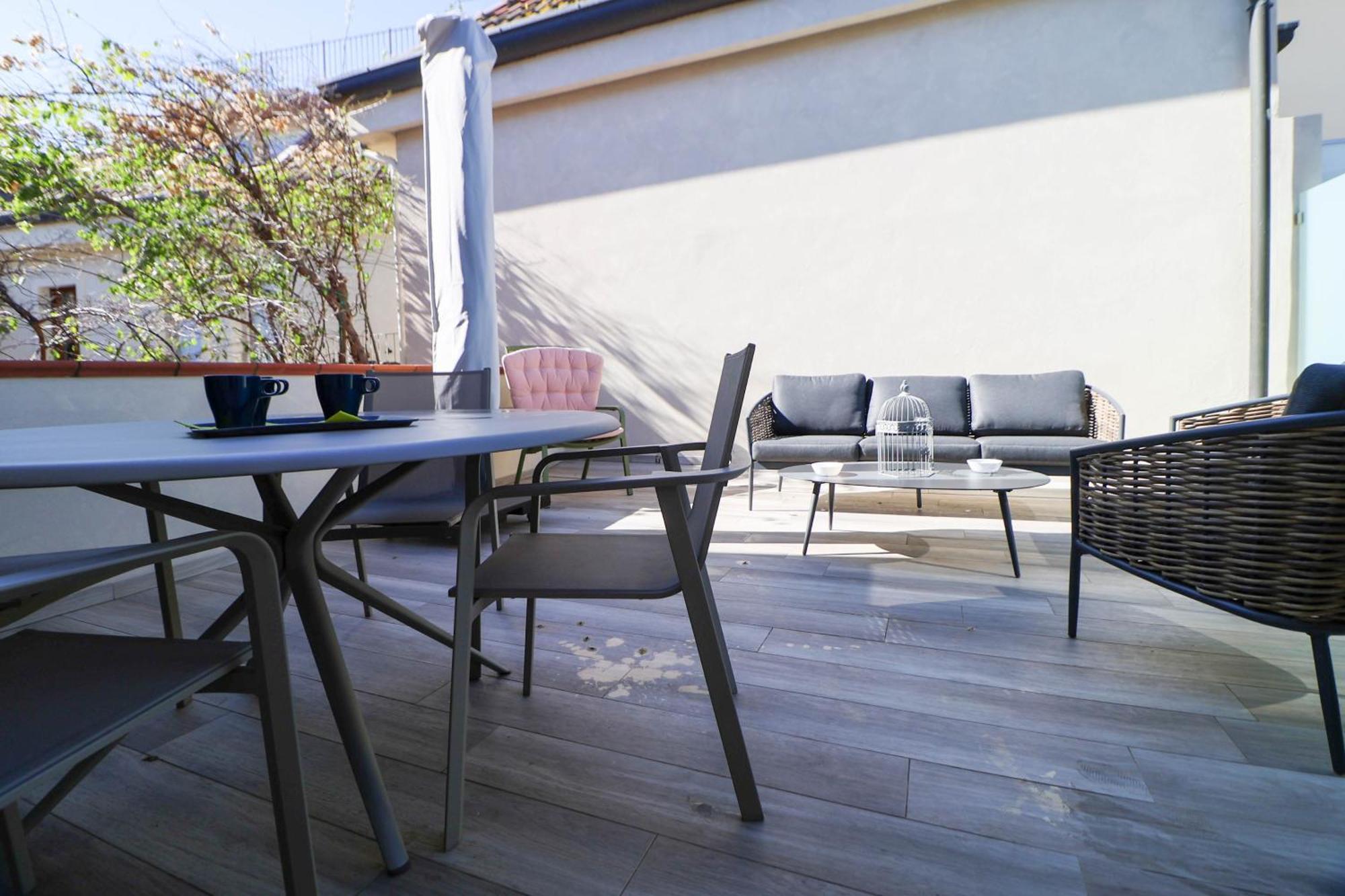 Vicolo Dei Signori Apartamento Desenzano del Garda Exterior foto