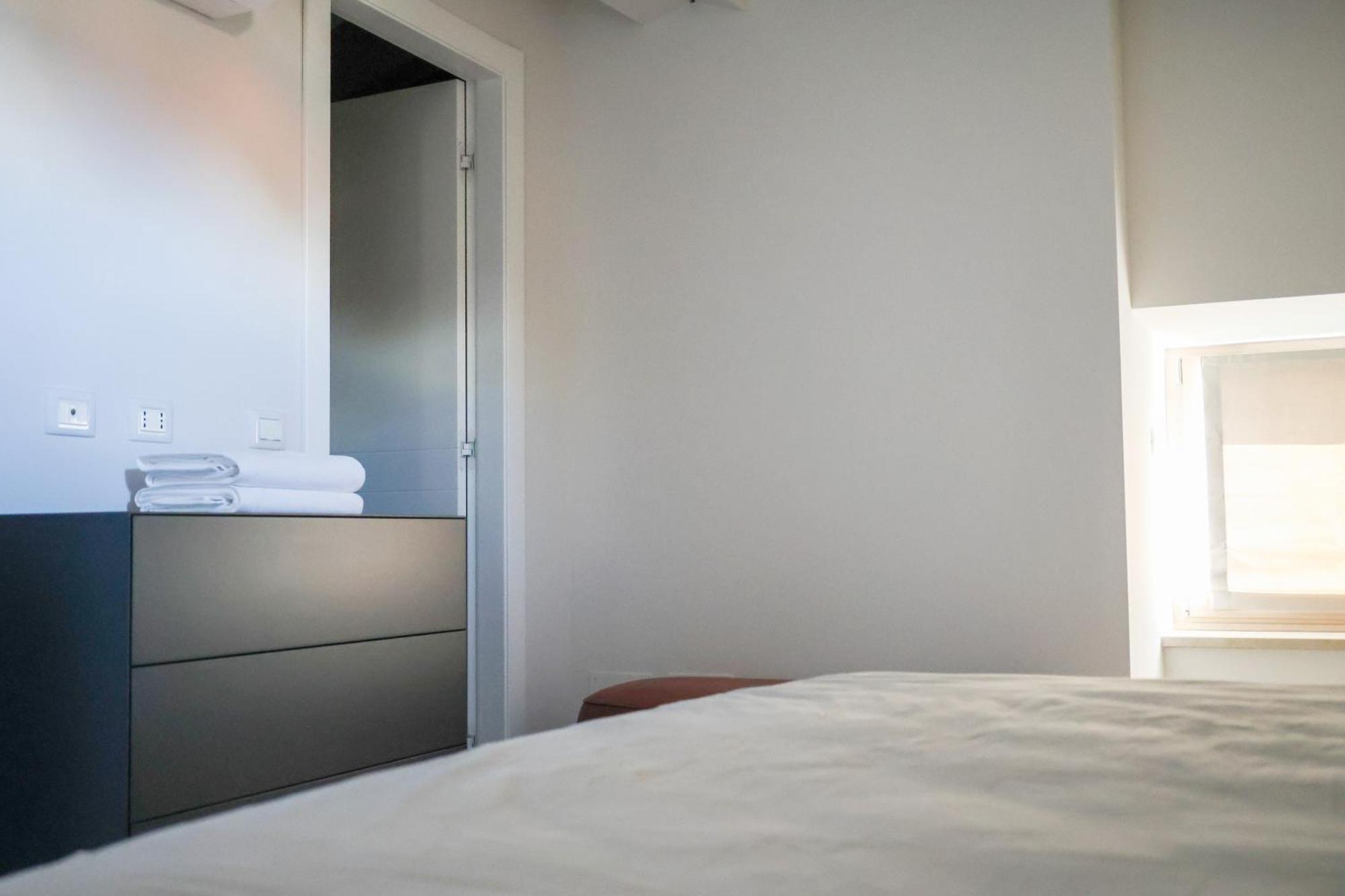 Vicolo Dei Signori Apartamento Desenzano del Garda Exterior foto